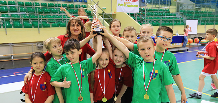 "Mio popatrze na zdrow, sportow rywalizacj". Zobacz zdjcia z finau Spartakiady