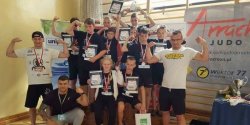 Elbl�scy Grapplerzy z 12 medalami!