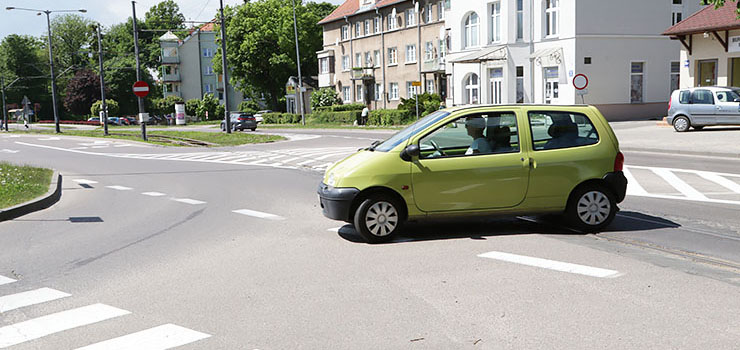 Znaki swoje, kierowcy swoje. Kierujący nie przestrzegają nowego oznakowania na Bema