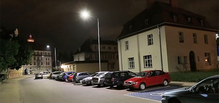 Ratuszowa i Łączności świecą w blasku ledów. Zobacz, jak wyglądają po zmroku