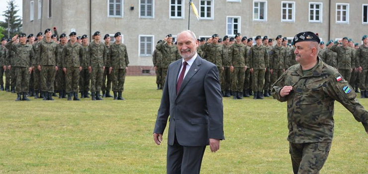 W Braniewie Antoni Macierewicz egna I zmian Polskiego Kontyngentu Wojskowego otwa