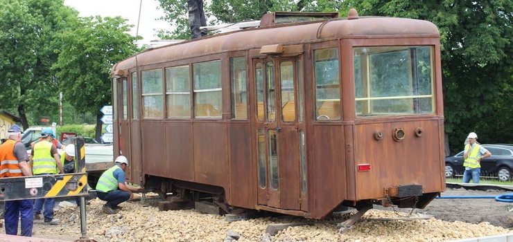 W Elblągu przeznaczono go na złom, a w Rudzie Śląskiej uczyniono atrakcję