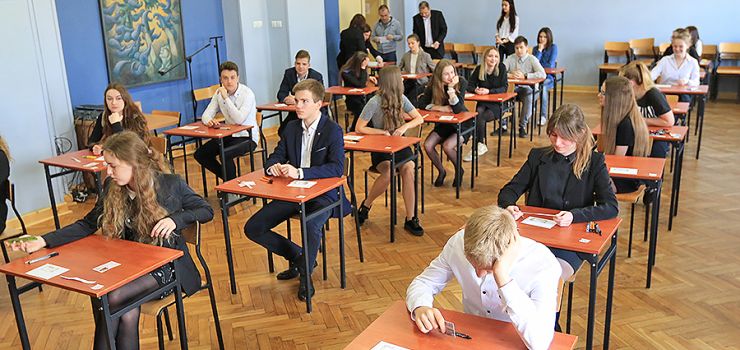 Egzamin gimnazjalny. Wiemy, które szkoły wypadły najlepiej, a które najsłabiej
