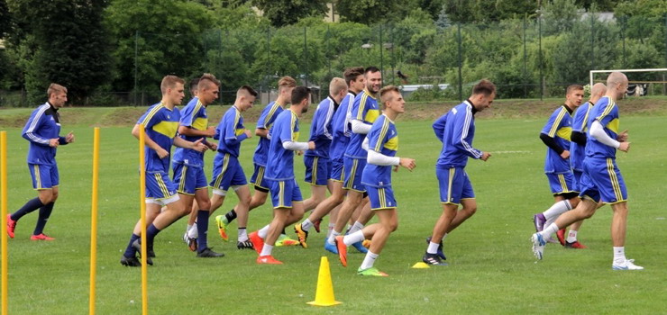 Olimpia w pierwszym sparingu zremisowaa z pierwszoligowcem