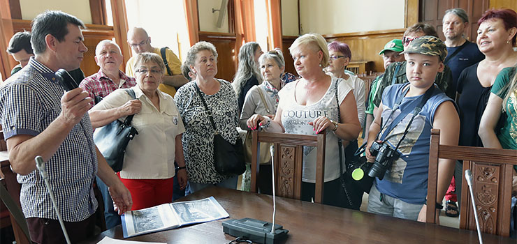 Sobota z przewodnikiem zawitała do ratusza i cerkwi. Co ciekawego zaprezentowano?