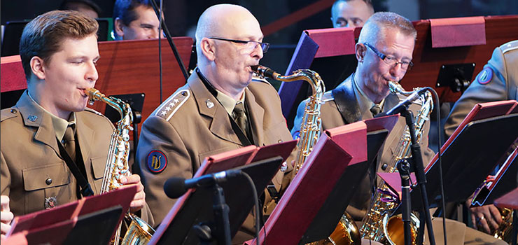 Elblska Orkiestra Wojskowa wystpia na Starwce – zobacz zdjcia