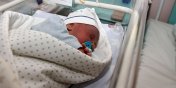 Ominiemy urzd i zarejestrujemy dziecko ju w szpitalu. "Poona bdzie wypytywaa matk o ojca dziecka?"