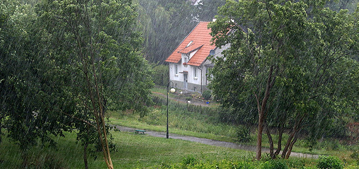 Parasoli jeszcze nie chowajmy, ale humor poprawi nam prognoza na przyszły tydzień