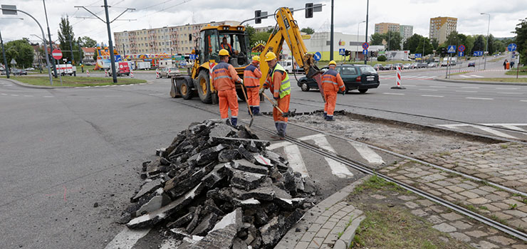 Skrzyżowanie 12 Lutego-Teatralna będzie czynne od piątkowego wieczoru