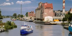 Wrze�niowe rejsy statkiem Elwinga