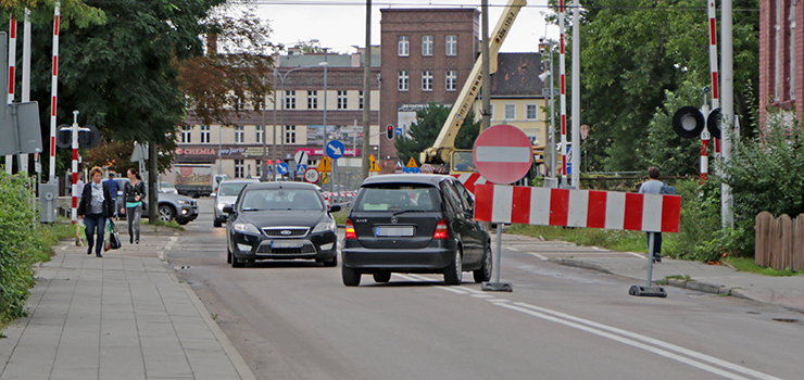 Jazda pod prąd i wymuszanie pierwszeństwa. Tak jeżdżą kierowcy po zmianie organizacji ruchu na Lotniczej