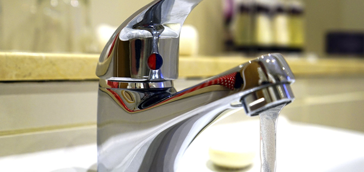 Sanepid: Woda w Pasłęku i okolicach nie nadaje się do spożycia!