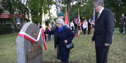 "By osobistoci pod kadym wzgldem". Ta tablica przypomni elblanom o gen. Nieczuja-Ostrowskim
