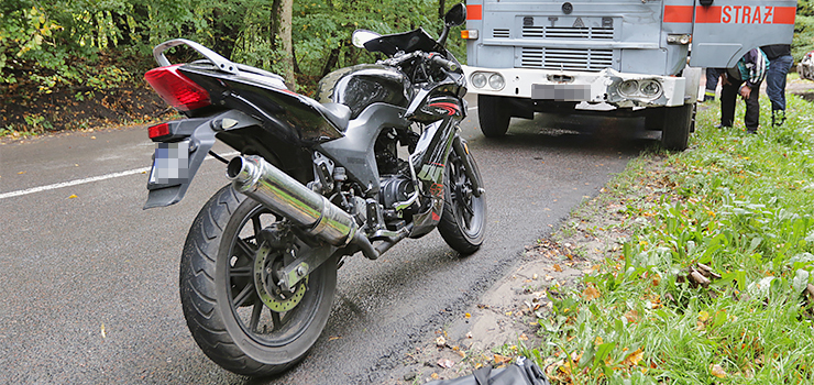 Wypadek na wylocie Królewieckiej. Zderzenie dwóch osobówek, ciężarówki i motocykla