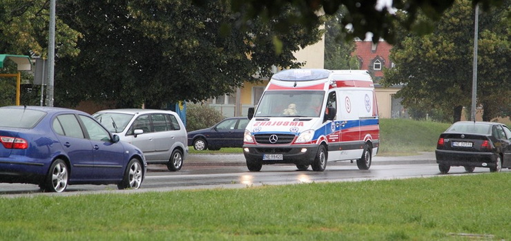 Wypadek na Mickiewicza. Rowerzysta zmar