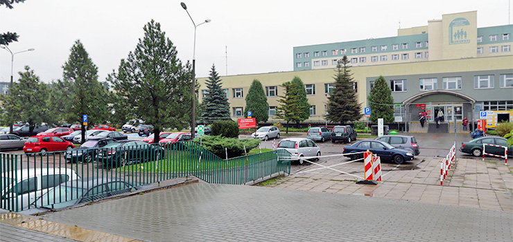 Chcesz odwiedzić chorego w WSZ musisz zapłacić za parking. Czy to się zmieni?