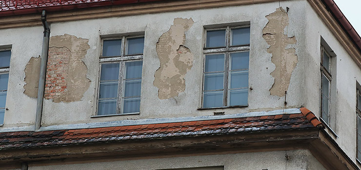 Co dalej z budynkiem po PZU? Miasto chce odtworzenia elementów historycznych elewacji