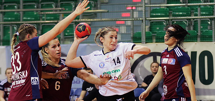 Kram Start pokonuje w ważnym meczu Pogoń Szczecin i nie traci kontaktu z czołówką ligi