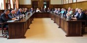 Radny Klim przyznaje: „Prywatnie” rozmawiamy, a na sali sesyjnej pojawiaj si niedobre fluidy