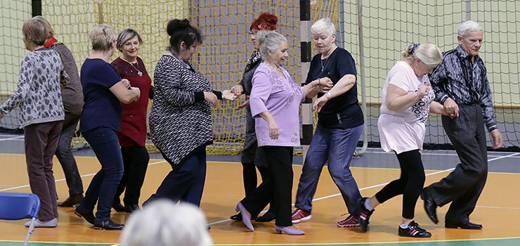 "Kierunek: zdrowie" trwa. Kolejne spotkanie seniorów na parkiecie - zobacz zdjęcia
