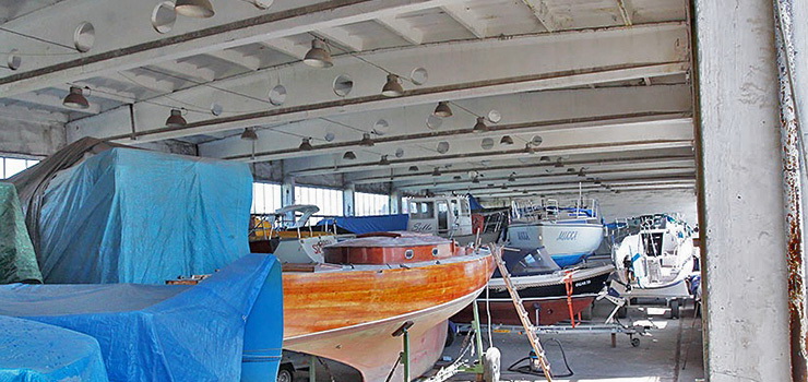 Remont hangaru przy Radomskiej za prawie 3 mln zł, a radni nie wiedzą, co się stanie z tym obiektem!