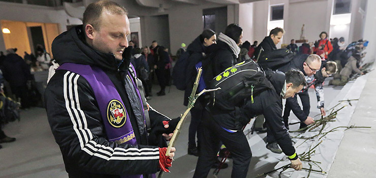 Za nami Ekstremalna Droga Krzyżowa. "Jest dla każdego, kto chce zmienić swoje życie"