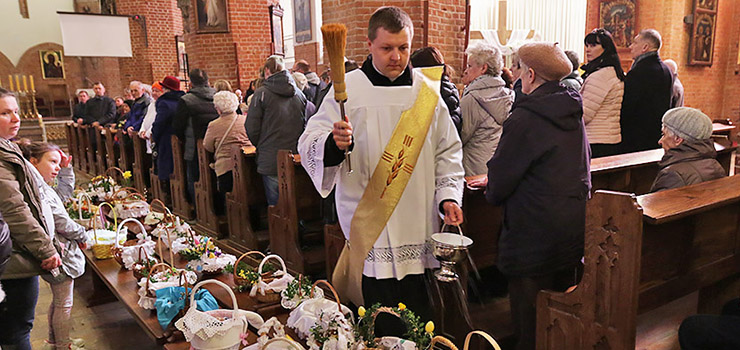 Święcenie wielkanocnych  pokarmów. Zobacz zdjęcia z Katedry św. Mikołaja