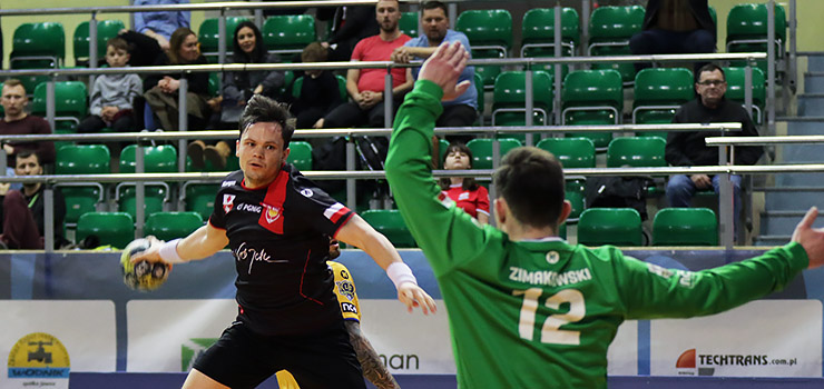Radosne pożegnanie z kibicami. Meblarze po trudnym meczu pokonali w Elblągu Spójnię