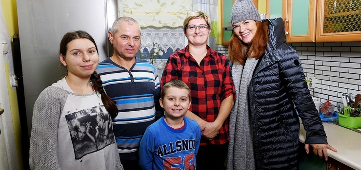 Ekipa Katarzyny Dowbor odmieniła życie rodziny ze Starego Pola