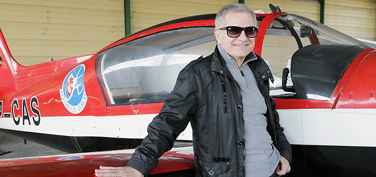 "Miłość do latania była silniejsza niż strach". Rozmowa z Andrzejem Przybylskim