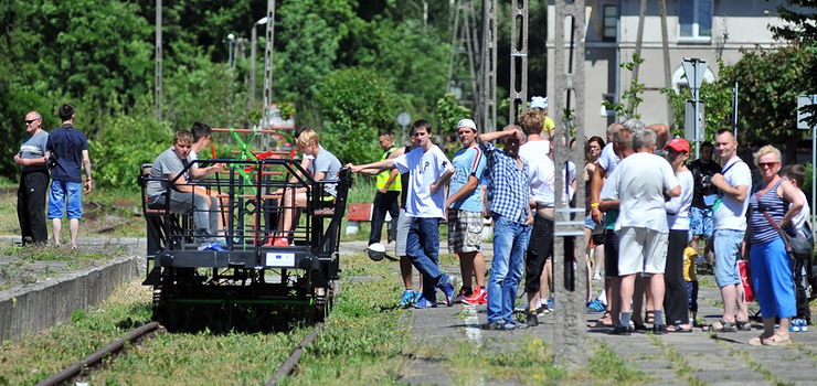 Kolej Nadzalewowa to już tylko wspomnienie? Trasa jest zdewastowana