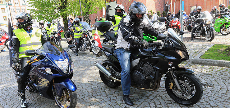 „Lubimy swoje miasto i robimy to dla niego”. I Elbląski Sezon Motocyklowy rozpoczęty