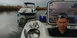 Policjanci pomocni r�wnie� na… wodzie