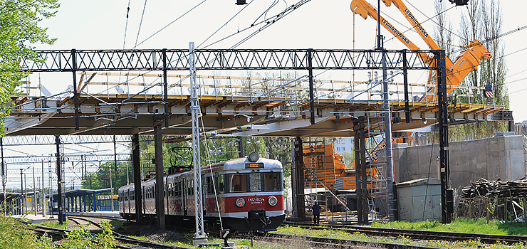 Prace przy budowie wiaduktu idą pełną parą - zobacz zdjęcia