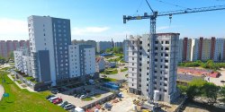 Trzeci wie�owiec Bramy na Modrzewin� ju� niemal gotowy. Zobacz jego zdj�cia