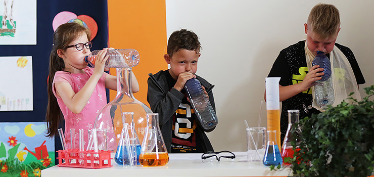 Czym się różni smok od smogu? Dziennikarz i prezenter TVP R.Brzózka podpowiadał jak dbać o czyste powietrze