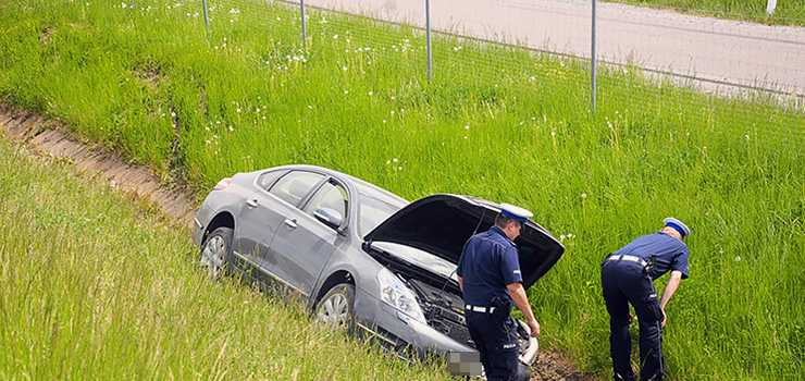 Wypadek na S22. Rosjanka stracia panowanie nad pojazdem i wjechaa do rowu