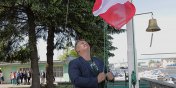 Bandera na maszt. eglarze i motorowodniacy z"Fali" rozpoczli sezon