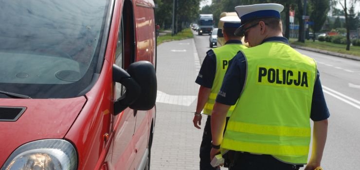 Długi weekend na drogach. Kontroli jest więcej, policję wspomaga żandarmeria