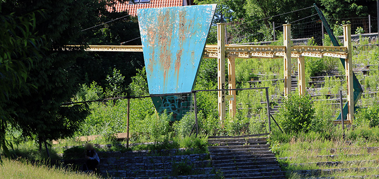 Miasto ma ciekawy pomysł na Dolinkę. Zrujnowany amfiteatr na rewitalizację się nie załapie?