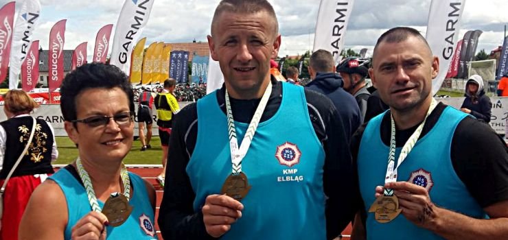 Suces elbląskich policjantów w sztafecie triathlonistów