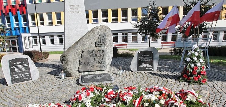 Uroczyste obchody 75. rocznicy zbrodni woyskiej w Elblgu