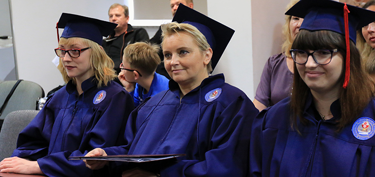 Po raz pierwszy w historii PWSZ, absolwenci odebrali dyplomy ukoczenia studiw II stopnia