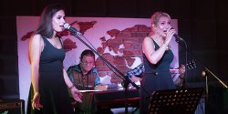 "To pr�ba zamanifestowania problemu chor�b nowotworowych i pokazania Izie, �e jeste�my z Ni�"