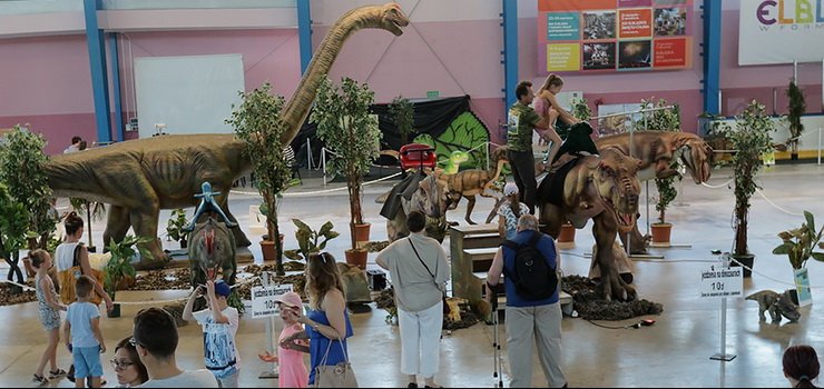 Dinozaury opanoway elblskie lodowisko - zobacz zdjcia z Dino Expo