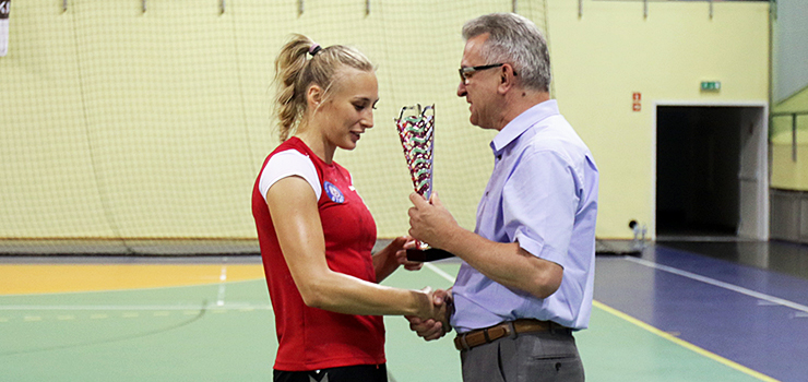 Puchar prezydenta Elbląga dla szczypiornistek KPR Gminy Kobierzyce. Start na trzecim miejscu