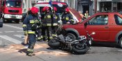 Wypadek na ul. Mickiewicza. Motocyklista potrcony przez osobwk