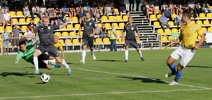 Po ciężkim meczu Olimpia pokonuje Skrę Częstochowa