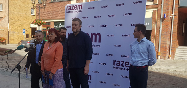 Adrian Zandberg w Elblągu. Lider Razem przedstawił elbląską "jedynkę" do sejmiku województwa