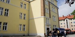Klasy zmieni� si� w mieszkania? ETBS zainteresowany adaptacj� kolejnej szko�y